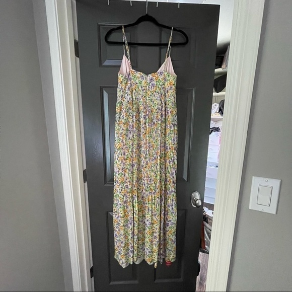 Nwt Nicholas pleated Susan Dress - Picture 5 of 9